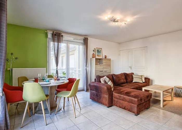 Appartement Spacieux 70M², Piscine, Parking, Pres Plage Et Commerces - Fr-1-788-38 * 玛维尔弗朗斯维尔